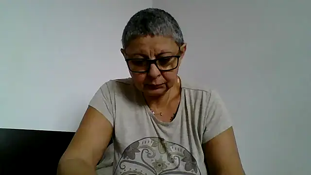 roseblak42 online show from 12-03-25, 10:13