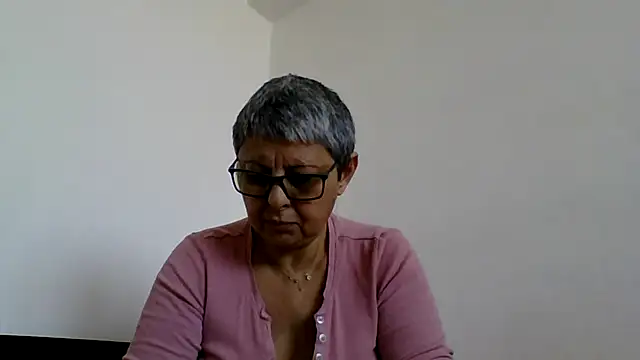 roseblak42 online show from 01-09-26, 11:35