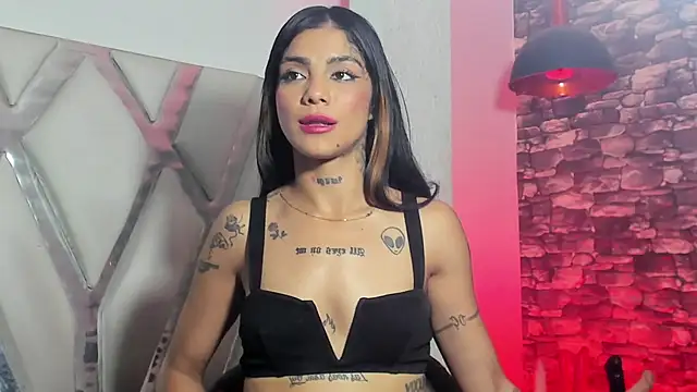 Trinna harperr online show from 01-03-25, 11:03