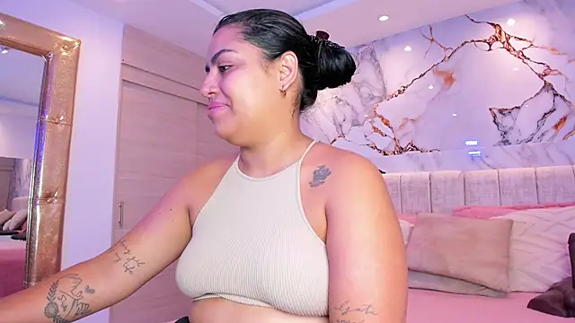 kiana cream online show from 12-04-25, 11:41