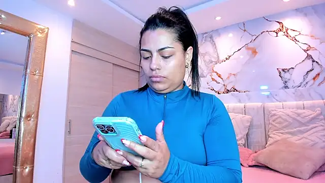 kiana cream online show from 03-05-26, 11:06