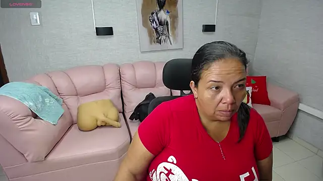 Penelope Nipples  online show from 12-24-24, 12:00