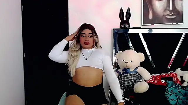 Amber bigcock22 online show from 09-09-25, 11:10