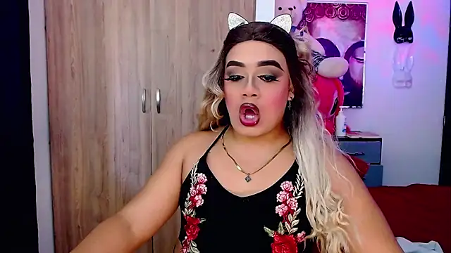 Amber bigcock22 online show from 09-28-25, 12:21