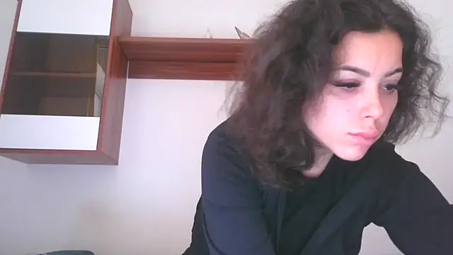 LovelyJulliette online show from 10-14-25, 12:06