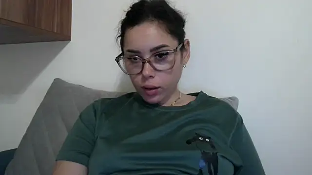 LovelyJulliette online show from 11-14-25, 08:07