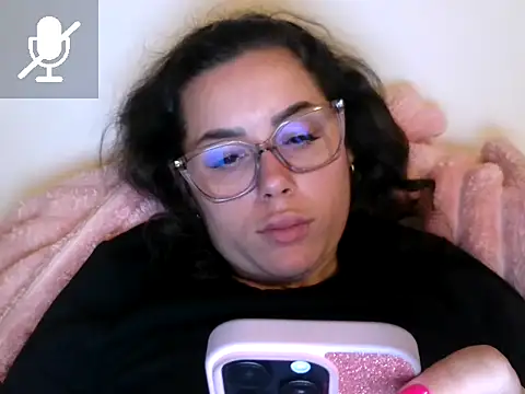 LovelyJulliette online show from 11-25-25, 03:12