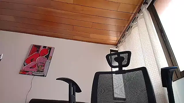 ADONIS ART01 online show from 01-05-25, 06:24