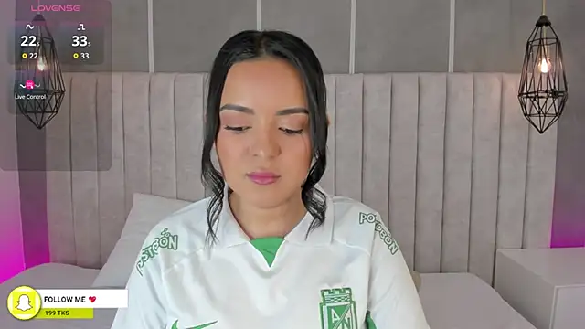 lea gray online show from 10-26-25, 05:08