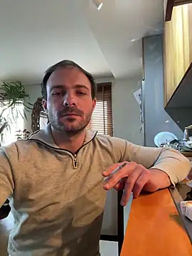 Adventurehotman online show from 01-22-25, 01:53