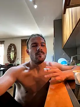 Adventurehotman online show from 10-03-25, 09:28