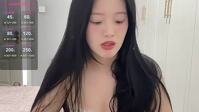 rose-u online show from 10-20-25, 01:50