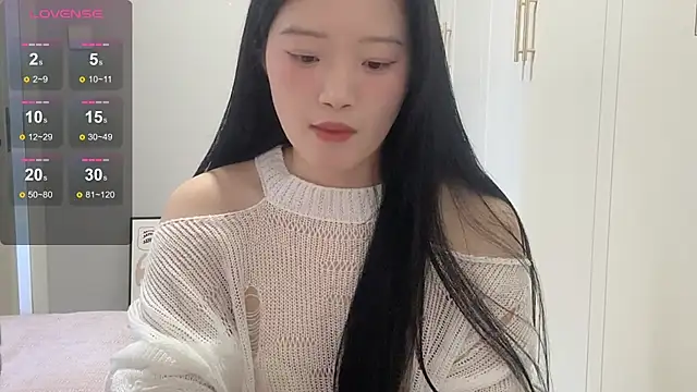 rose-u online show from 11-18-25, 02:06