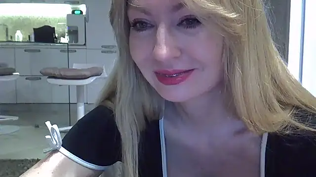 ZarinaSwift online show from 02-10-25, 04:52