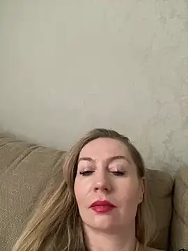 ZarinaSwift online show from 03-20-25, 08:09