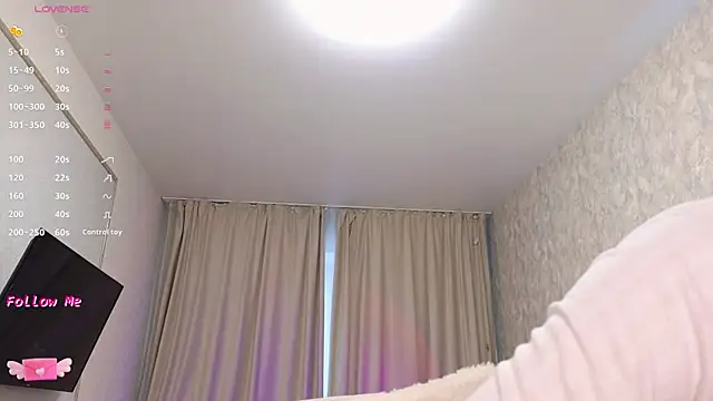 LaraSkinny online show from 11-20-25, 03:07