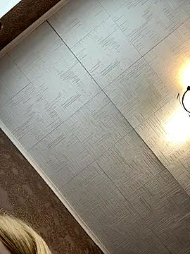 Snapshot of AmmyHot chatting on 11-13-25, 04:11 AmmyHot online show from 11-13-25, 04:11