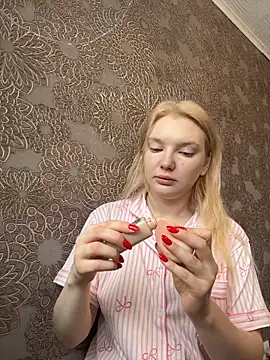 Snapshot of AmmyHot chatting on 02-17-26, 04:09 AmmyHot online show from 02-17-26, 04:09