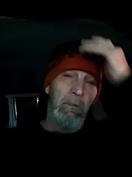 Snapshot of Hotbodyscottie chatting on 12-25-24, 11:22 Hotbodyscottie online show from 12-25-24, 11:22