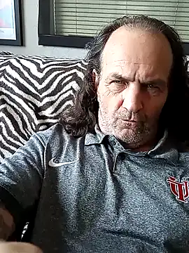 Snapshot of Hotbodyscottie chatting on 12-29-24, 04:08 Hotbodyscottie online show from 12-29-24, 04:08