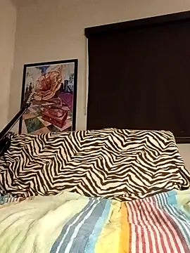 Snapshot of Hotbodyscottie chatting on 09-30-25, 09:25 Hotbodyscottie online show from 09-30-25, 09:25