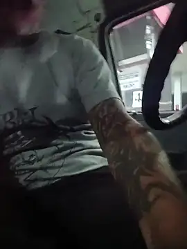 Hotbodyscottie online show from 11-08-25, 09:09