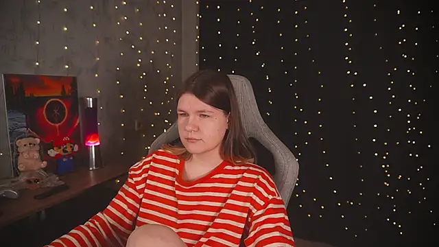 cuteamberlyyy online show from 12-22-25, 04:53