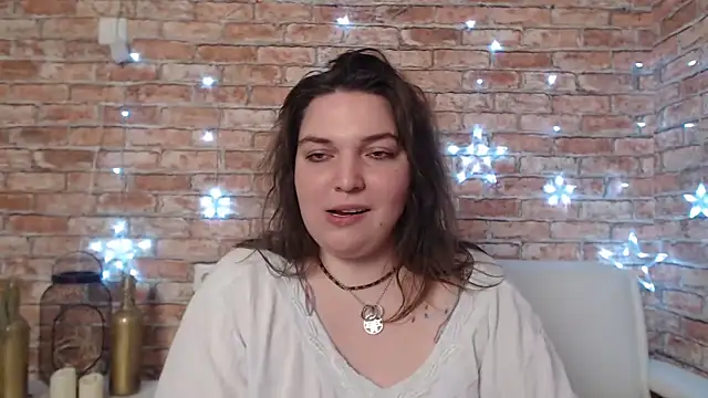 Amelia Kiss  online show from 01-30-25, 06:56