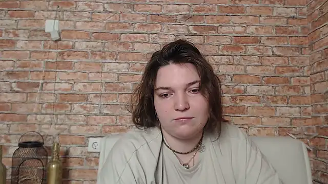 Amelia Kiss  online show from 02-04-25, 12:51