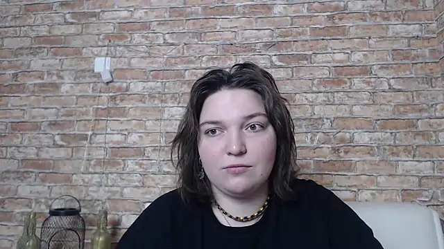 Amelia Kiss  online show from 02-21-25, 12:38