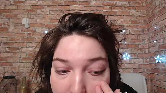 Amelia Kiss  online show from 03-04-25, 12:39