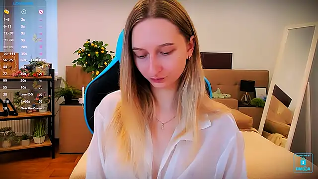  Ri na  online show from 10-28-25, 06:28