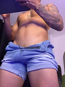 muscle boyhorny online show from 02-21-26, 05:19