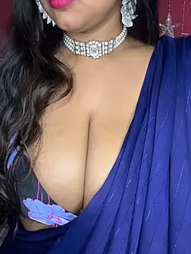 Snapshot of Playful__Princess chatting on 12-27-24, 03:42 Playful  Princess online show from 12-27-24, 03:42