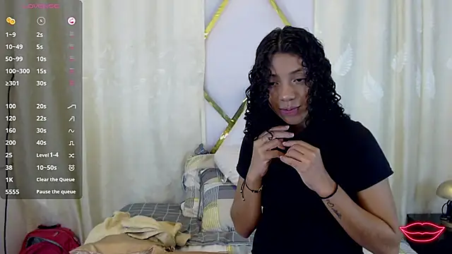 Snapshot of InkedSabrina chatting on 03-01-25, 01:11 InkedSabrina online show from 03-01-25, 01:11
