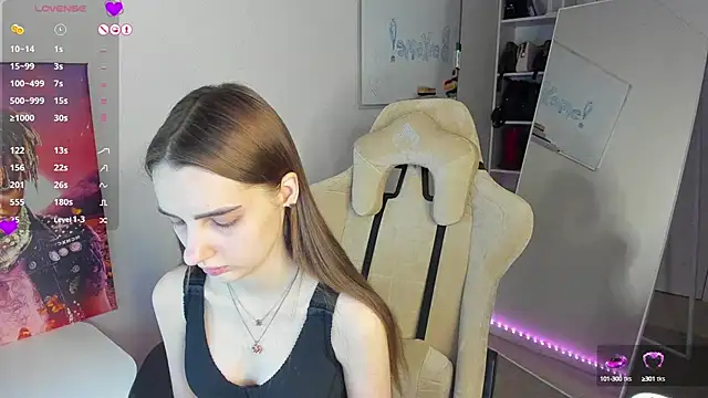   SilviaAbby   online show from 01-08-25, 03:19