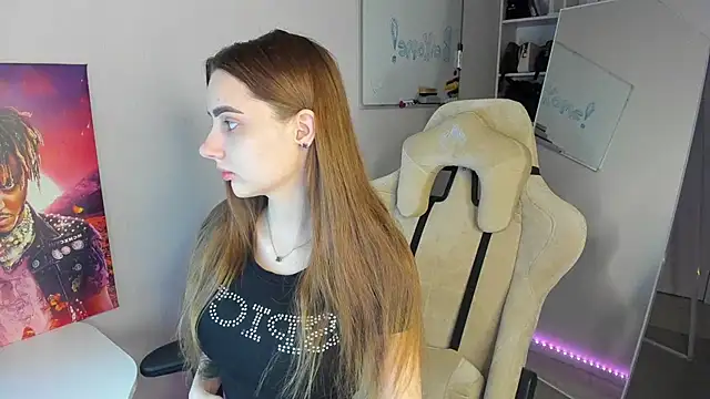   SilviaAbby   online show from 01-24-25, 03:54
