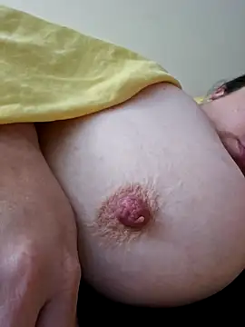 Snapshot of ashezjxm8698 chatting on 11-03-25, 10:27 ashezjxm8698 online show from 11-03-25, 10:27