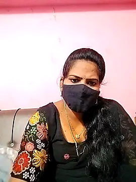 melina214 online show from 10-17-25, 03:31