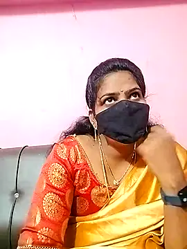 melina214 online show from 10-21-25, 03:40