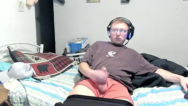 Snapshot of OttersWaters2K chatting on 01-14-26, 09:48 OttersWaters2K online show from 01-14-26, 09:48