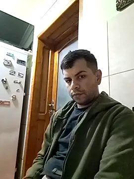 Snapshot of hornny1995 chatting on 12-06-24, 01:51 hornny1995 online show from 12-06-24, 01:51