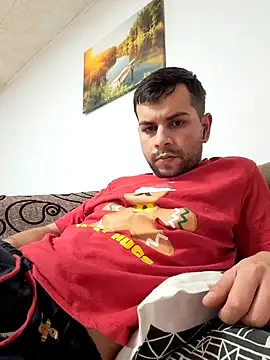 Snapshot of hornny1995 chatting on 12-09-24, 04:47 hornny1995 online show from 12-09-24, 04:47