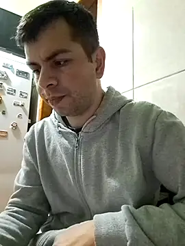 Snapshot of hornny1995 chatting on 02-03-25, 02:03 hornny1995 online show from 02-03-25, 02:03