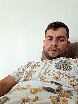 Snapshot of hornny1995 chatting on 09-16-25, 01:56 hornny1995 online show from 09-16-25, 01:56