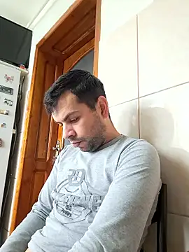 hornny1995 online show from 01-15-26, 08:19