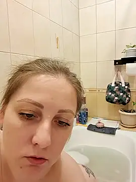 Sakura Green online show from 01-10-25, 10:25