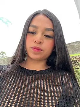 Snapshot of Juli_Walker chatting on 12-07-24, 02:13 Juli Walker online show from 12-07-24, 02:13