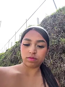 Snapshot of Juli_Walker chatting on 12-09-24, 02:28 Juli Walker online show from 12-09-24, 02:28