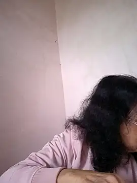 Hotestlove online show from 02-22-25, 10:18